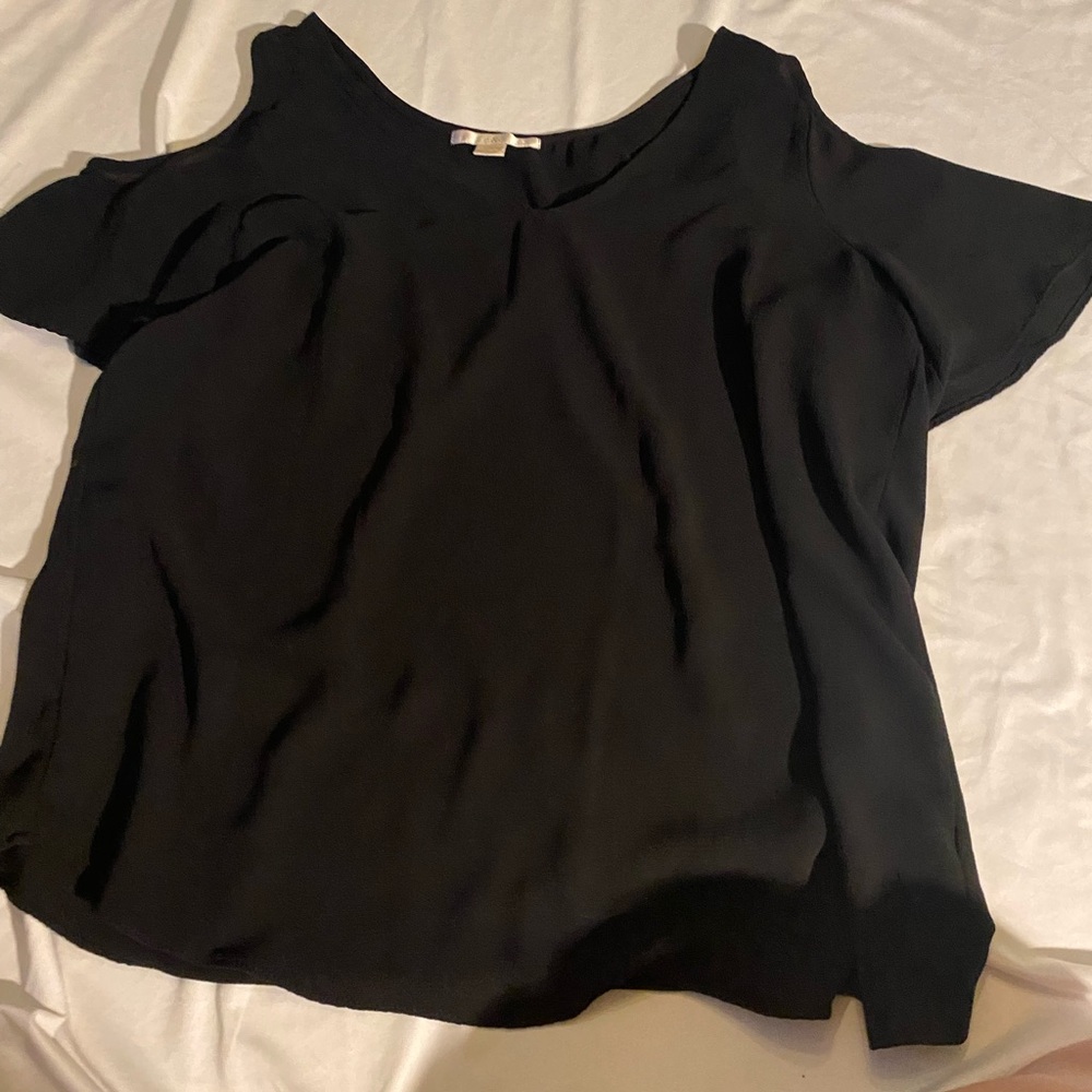 C&E Women's Black Cold Shoulder Blouse Medium